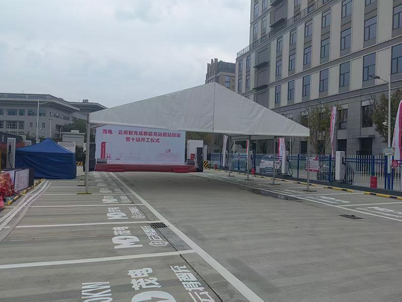 成都雪利婚庆篷房租赁专属定制：浪漫空间，为婚礼注入专属仪式感